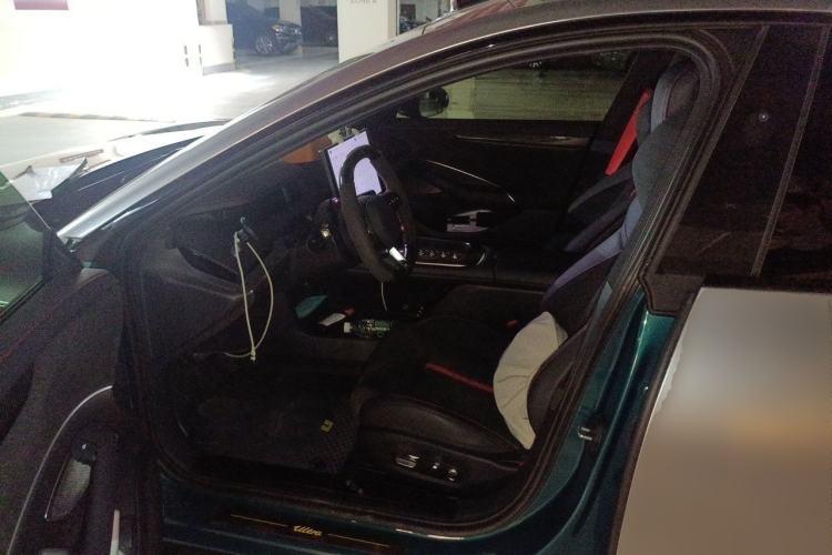 Used Xiaomi Auto SU7 Ultra 2025 Ultra Model Driver Seat
