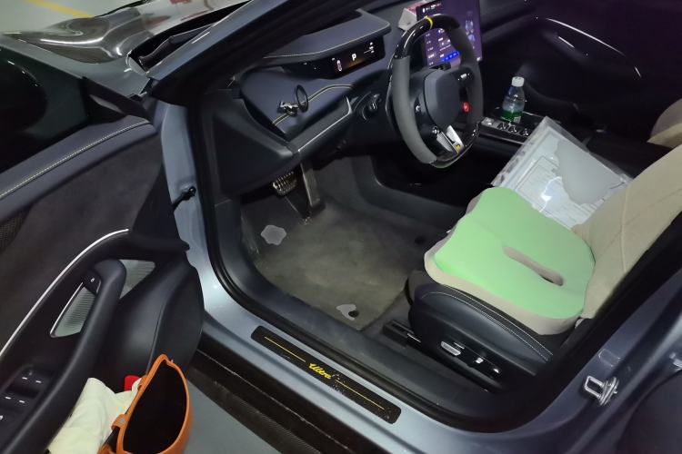 Used Xiaomi Auto SU7 Ultra 2025 Ultra Model Driver Seat