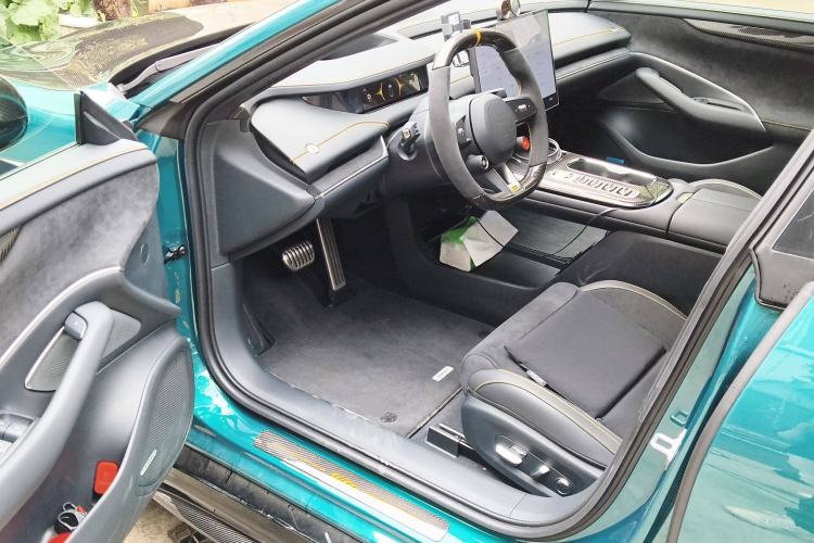 Used Xiaomi Auto SU7 Ultra 2025 Ultra Model Driver Seat