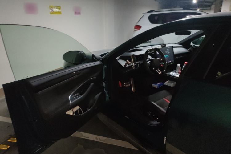 Used Xiaomi Auto SU7 Ultra 2025 Ultra Model Driver Seat