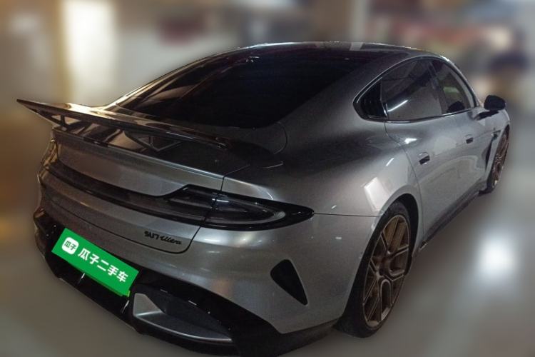Used Xiaomi Auto SU7 Ultra 2025 Ultra Model Rear Right 45 Deg