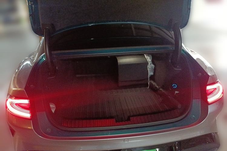 Used Xiaomi Auto SU7 Ultra 2025 Ultra Model Trunk
