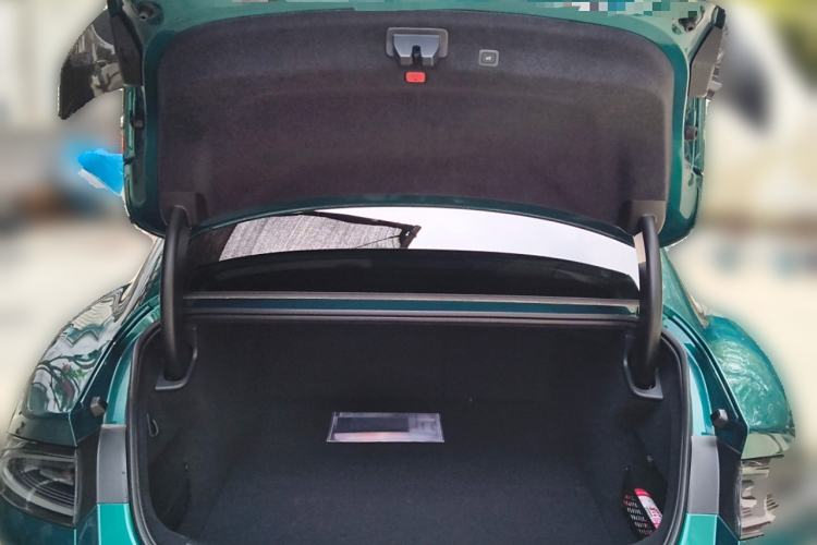 Used Xiaomi Auto SU7 Ultra 2025 Ultra Model Trunk