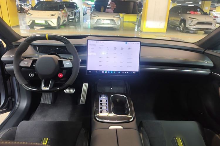 Used Xiaomi Auto SU7 Ultra 2025 Ultra Model Center Console