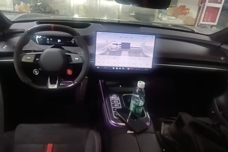 Used Xiaomi Auto SU7 Ultra 2025 Ultra Model Center Console