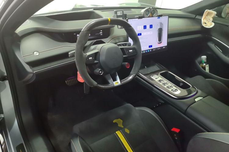 Used Xiaomi Auto SU7 Ultra 2025 Ultra Model Center Console