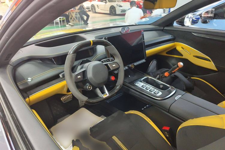 Used Xiaomi Auto SU7 Ultra 2025 Ultra Model Center Console
