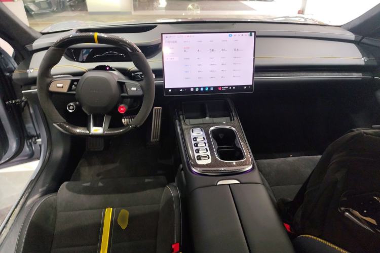 Used Xiaomi Auto SU7 Ultra 2025 Ultra Model Center Console