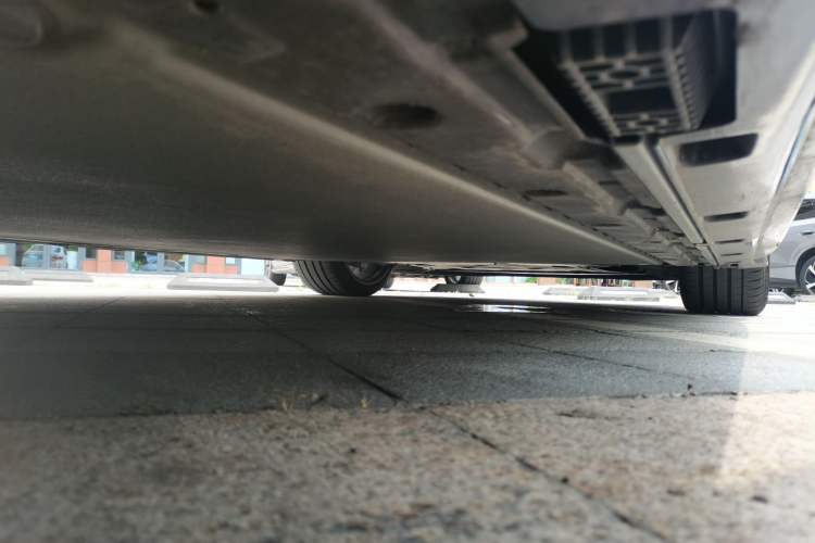 Used Xiaomi Auto SU7 Ultra 2025 Ultra Model Chassis Rear Right
