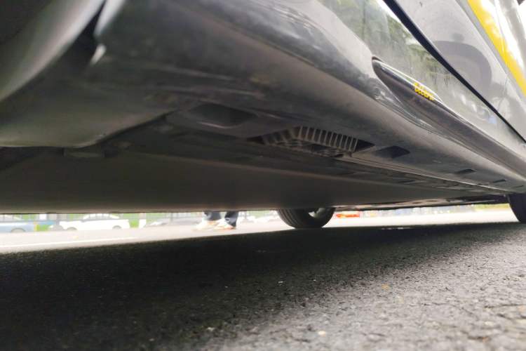 Used Xiaomi Auto SU7 Ultra 2025 Ultra Model Chassis Rear Right
