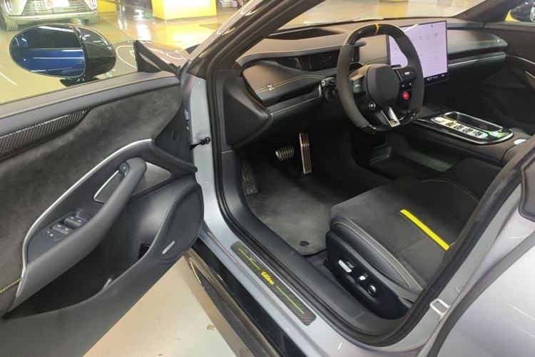 Used Xiaomi Auto SU7 Ultra 2025 Ultra Model Driver Seat