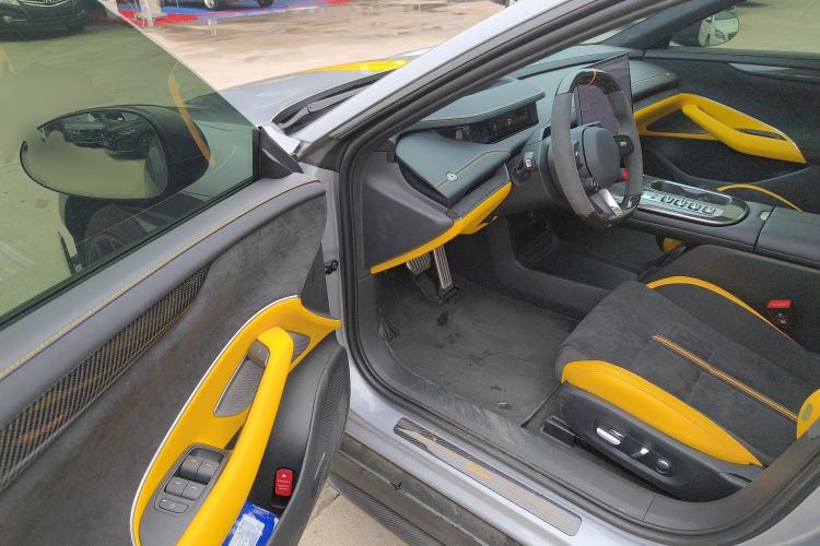 Used Xiaomi Auto SU7 Ultra 2025 Ultra Model Driver Seat