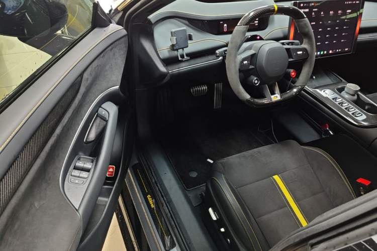 Used Xiaomi Auto SU7 Ultra 2025 Ultra Model Driver Seat