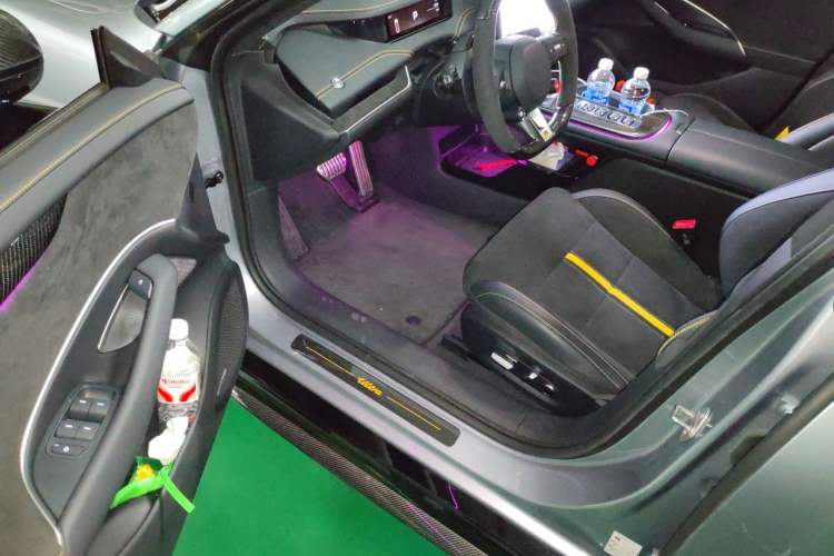 Used Xiaomi Auto SU7 Ultra 2025 Ultra Model Driver Seat