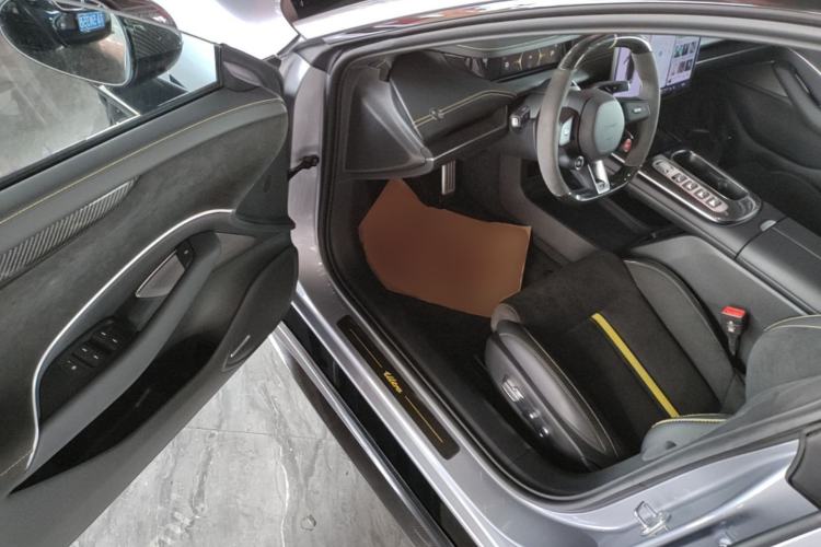Used Xiaomi Auto SU7 Ultra 2025 Ultra Model Driver Seat