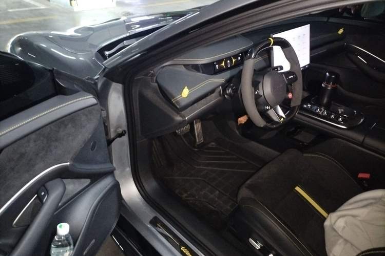Used Xiaomi Auto SU7 Ultra 2025 Ultra Model Driver Seat