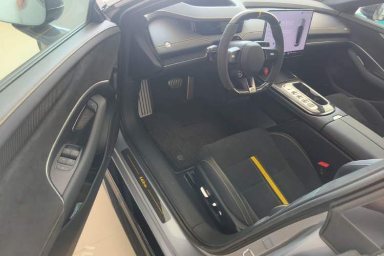 Used Xiaomi Auto SU7 Ultra 2025 Ultra Model Driver Seat