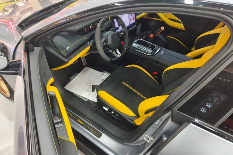 Used Xiaomi Auto SU7 Ultra 2025 Ultra Model Driver Seat