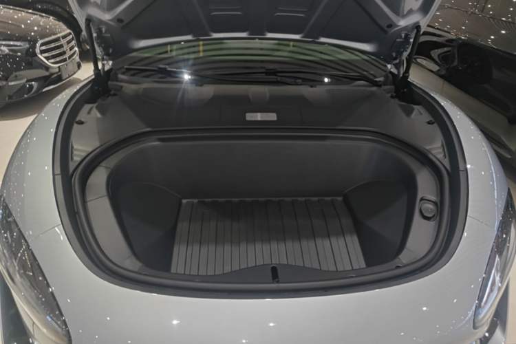 Used Xiaomi Auto SU7 Ultra 2025 Ultra Model Engine Bay