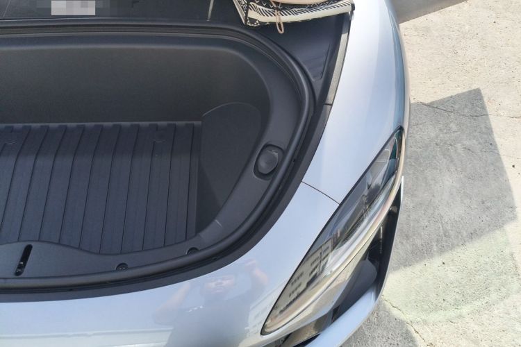 Used Xiaomi Auto SU7 Ultra 2025 Ultra Model Engine Bay Left