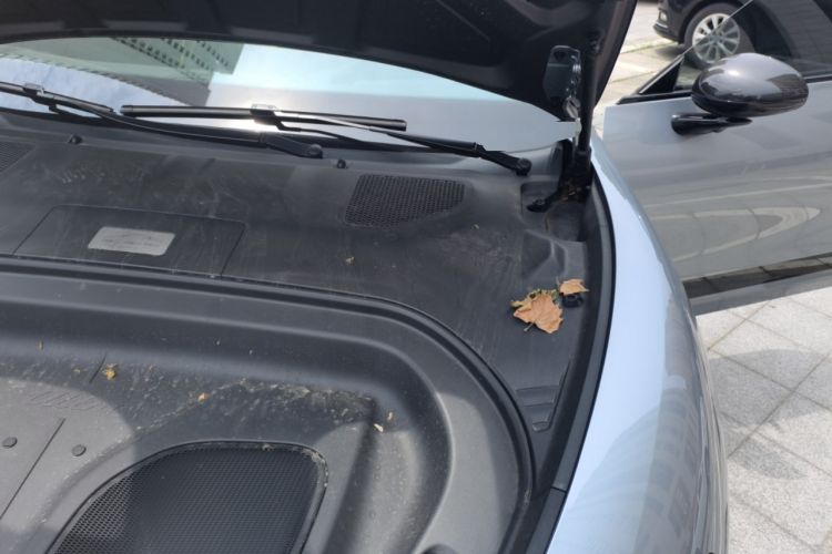Used Xiaomi Auto SU7 Ultra 2025 Ultra Model Engine Bay Left
