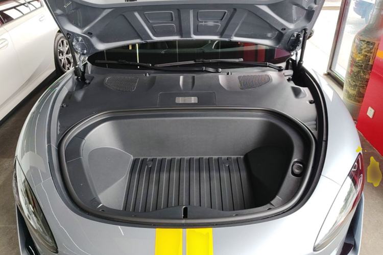 Used Xiaomi Auto SU7 Ultra 2025 Ultra Model Engine Bay