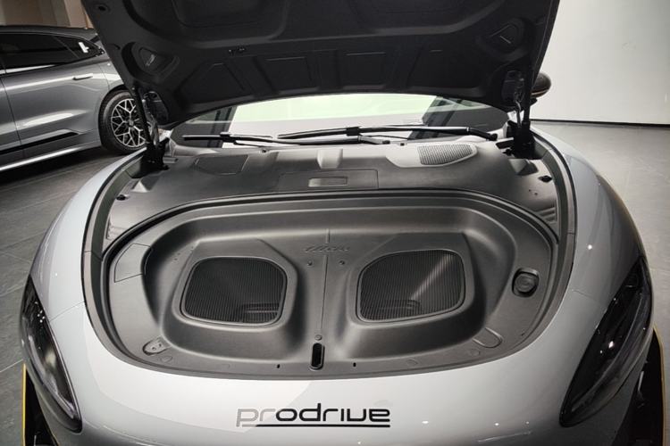 Used Xiaomi Auto SU7 Ultra 2025 Ultra Model Engine Bay