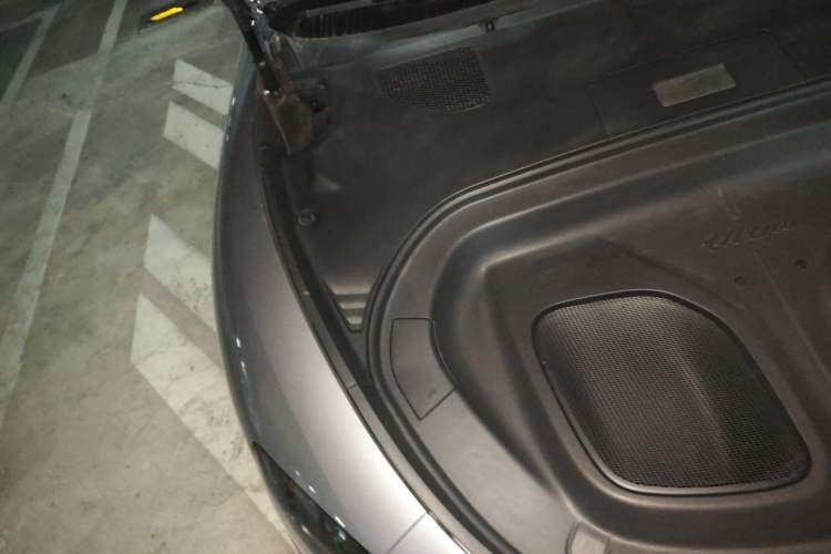 Used Xiaomi Auto SU7 Ultra 2025 Ultra Model Engine Bay Right