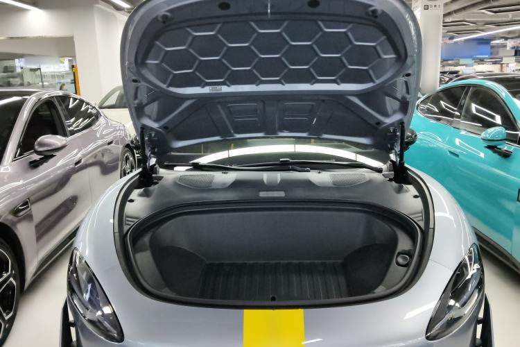 Used Xiaomi Auto SU7 Ultra 2025 Ultra Model Engine Bay