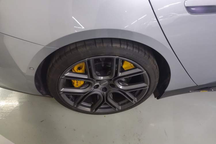 Used Xiaomi Auto SU7 Ultra 2025 Ultra Model Exterior 5