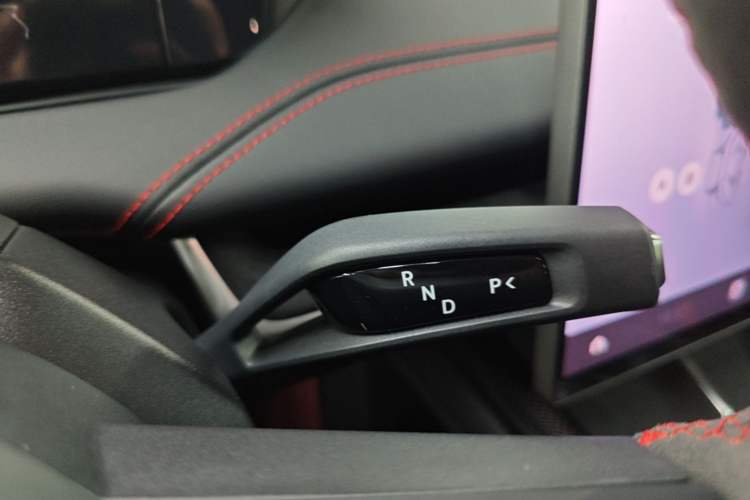 Used Xiaomi Auto SU7 Ultra 2025 Ultra Model Gear Lever