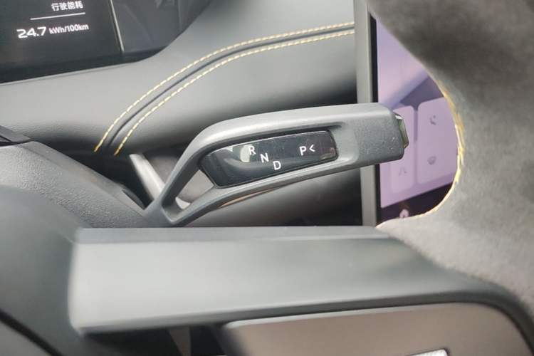 Used Xiaomi Auto SU7 Ultra 2025 Ultra Model Gear Lever