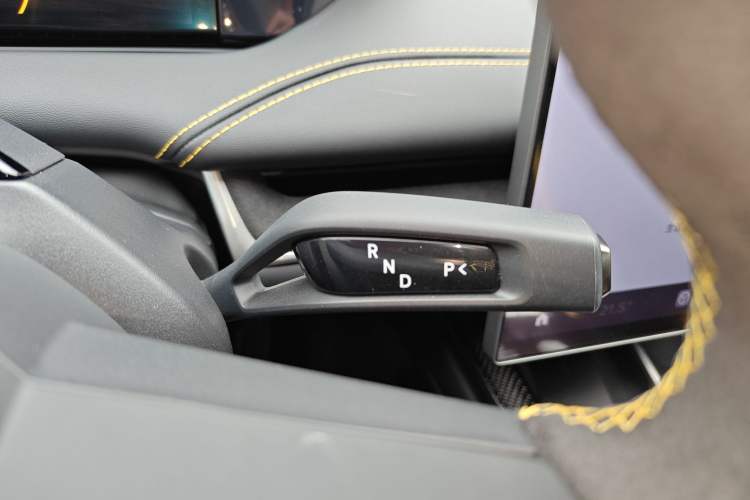 Used Xiaomi Auto SU7 Ultra 2025 Ultra Model Gear Lever