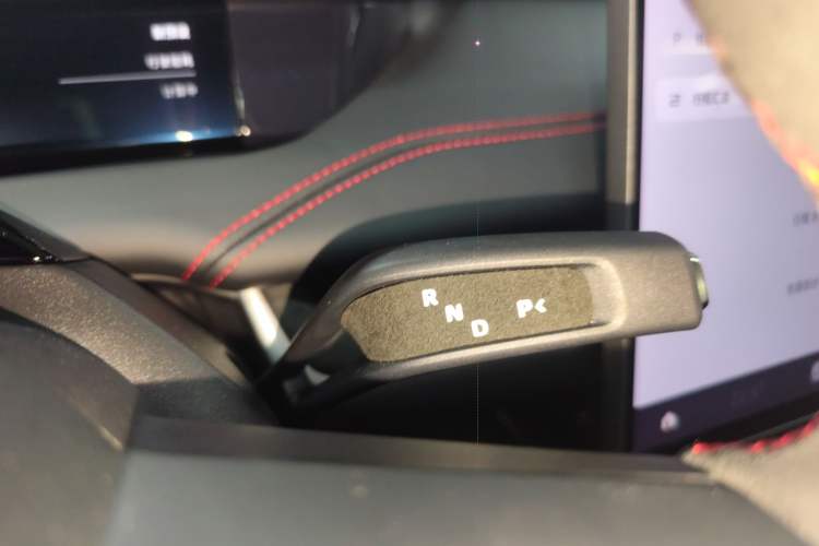 Used Xiaomi Auto SU7 Ultra 2025 Ultra Model Gear Lever