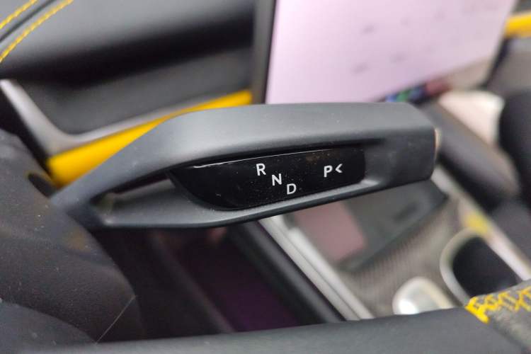 Used Xiaomi Auto SU7 Ultra 2025 Ultra Model Gear Lever