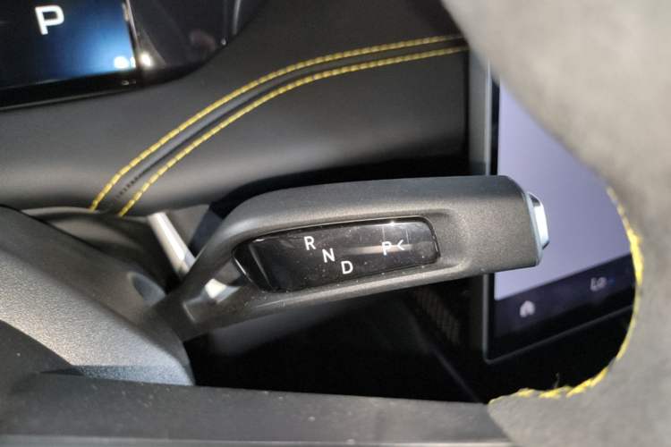 Used Xiaomi Auto SU7 Ultra 2025 Ultra Model Gear Lever