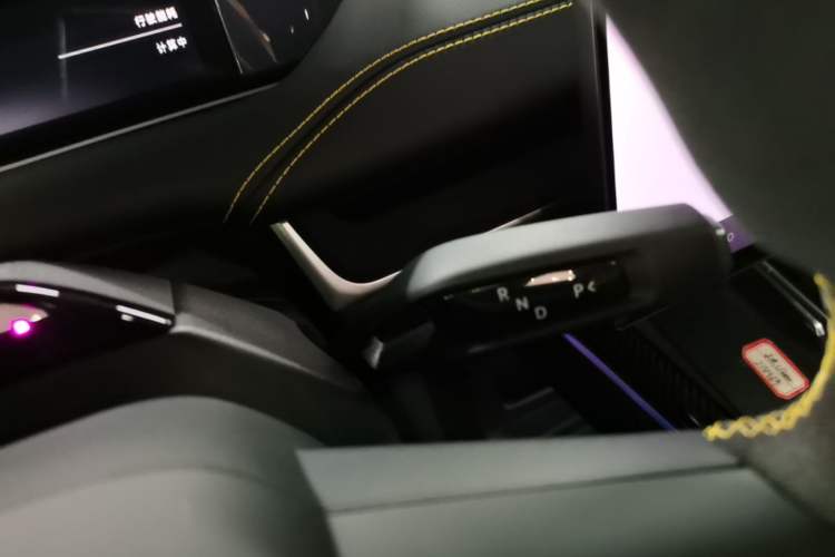 Used Xiaomi Auto SU7 Ultra 2025 Ultra Model Gear Lever