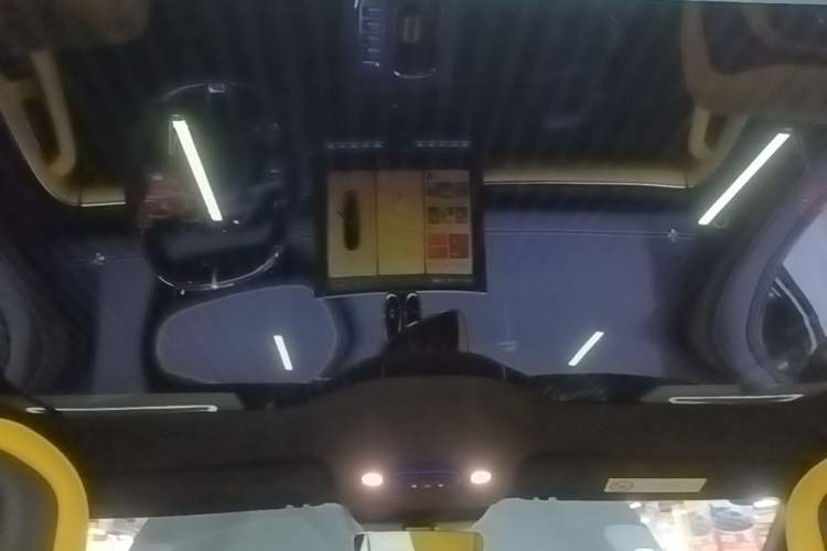 Used Xiaomi Auto SU7 Ultra 2025 Ultra Model Headliner