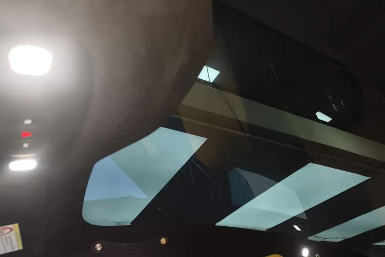 Used Xiaomi Auto SU7 Ultra 2025 Ultra Model Headliner