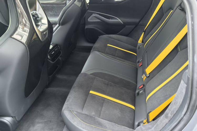 Used Xiaomi Auto SU7 Ultra 2025 Ultra Model Interior 4