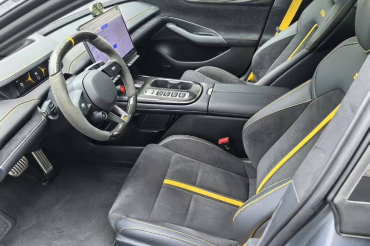 Used Xiaomi Auto SU7 Ultra 2025 Ultra Model Interior 5