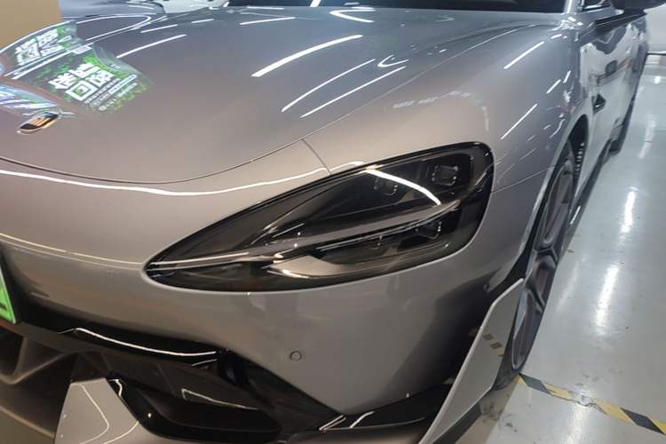 Used Xiaomi Auto SU7 Ultra 2025 Ultra Model Left Front Headlight