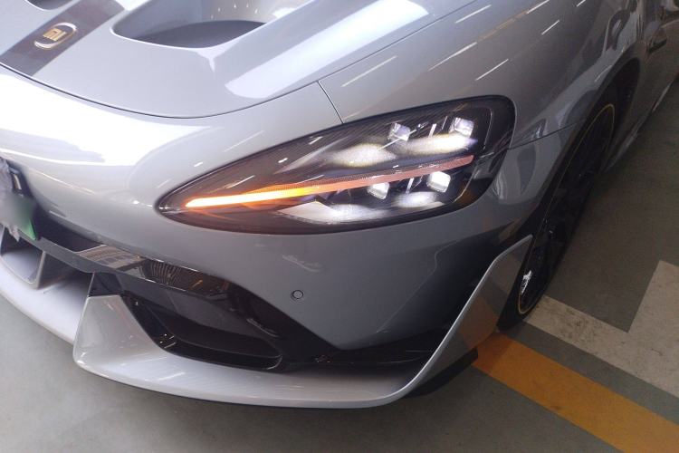 Used Xiaomi Auto SU7 Ultra 2025 Ultra Model Left Front Headlight