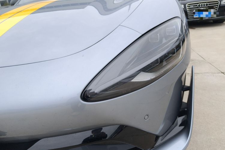 Used Xiaomi Auto SU7 Ultra 2025 Ultra Model Left Front Headlight