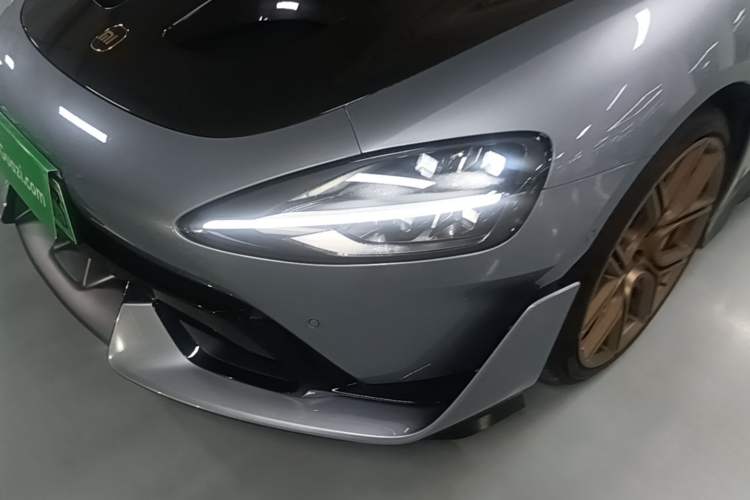 Used Xiaomi Auto SU7 Ultra 2025 Ultra Model Left Front Headlight