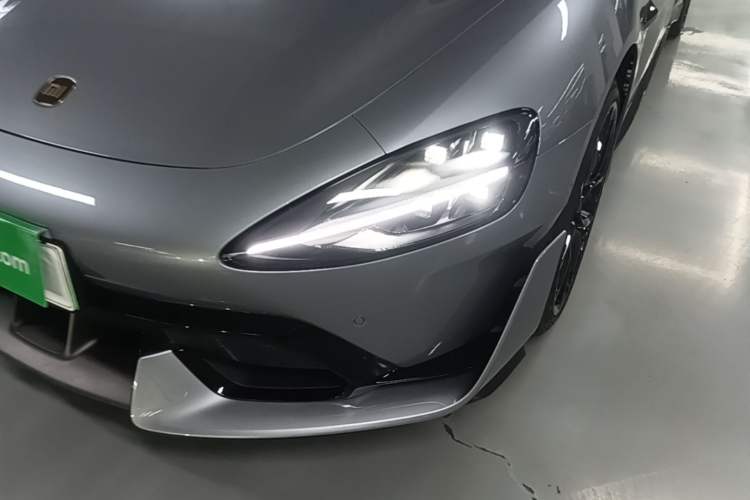 Used Xiaomi Auto SU7 Ultra 2025 Ultra Model Left Front Headlight