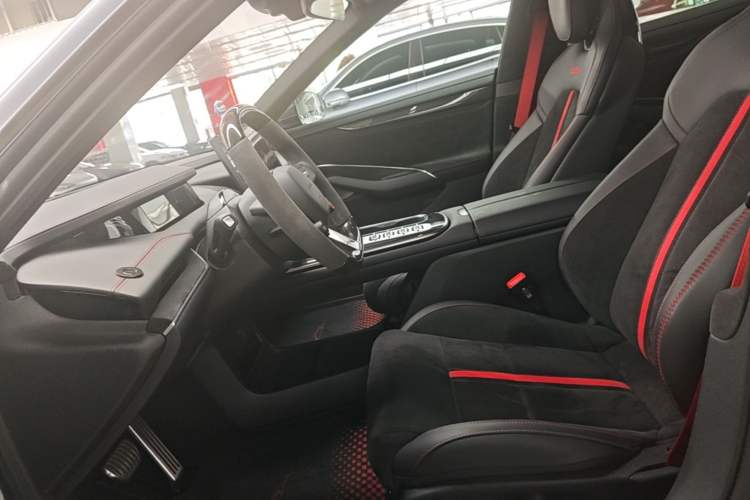 Used Xiaomi Auto SU7 Ultra 2025 Ultra Model Left Front Seat