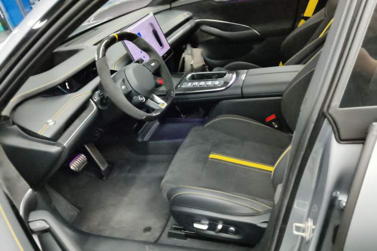 Used Xiaomi Auto SU7 Ultra 2025 Ultra Model Left Front Seat