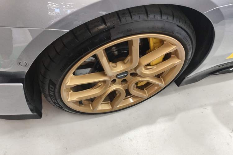 Used Xiaomi Auto SU7 Ultra 2025 Ultra Model Left Front Wheel Hub