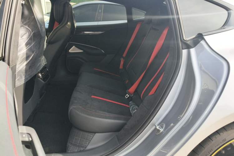 Used Xiaomi Auto SU7 Ultra 2025 Ultra Model Left Rear Seat